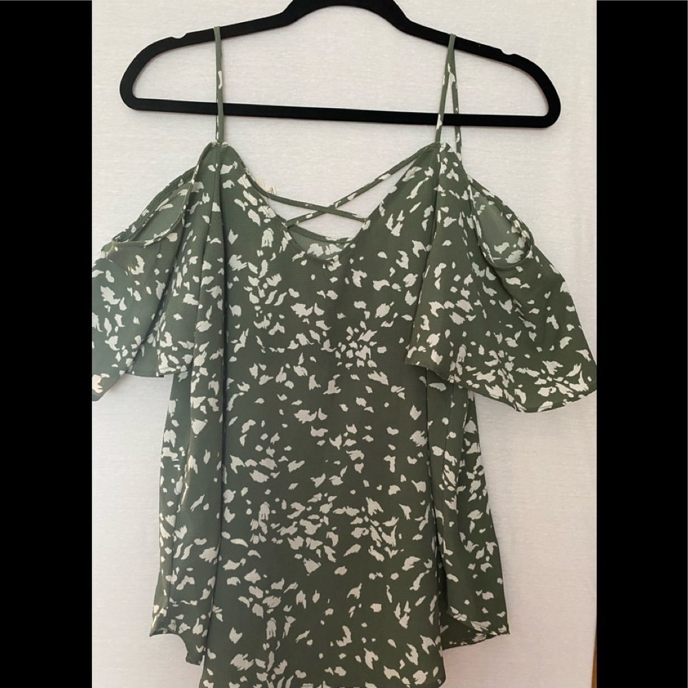 Cold shoulder shirt with spaghetti straps. Kaileigh, size small.